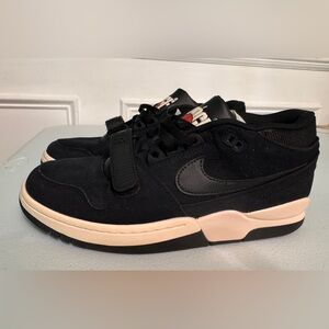 Nike Air Force Men's Black and Tan 100% new size 10